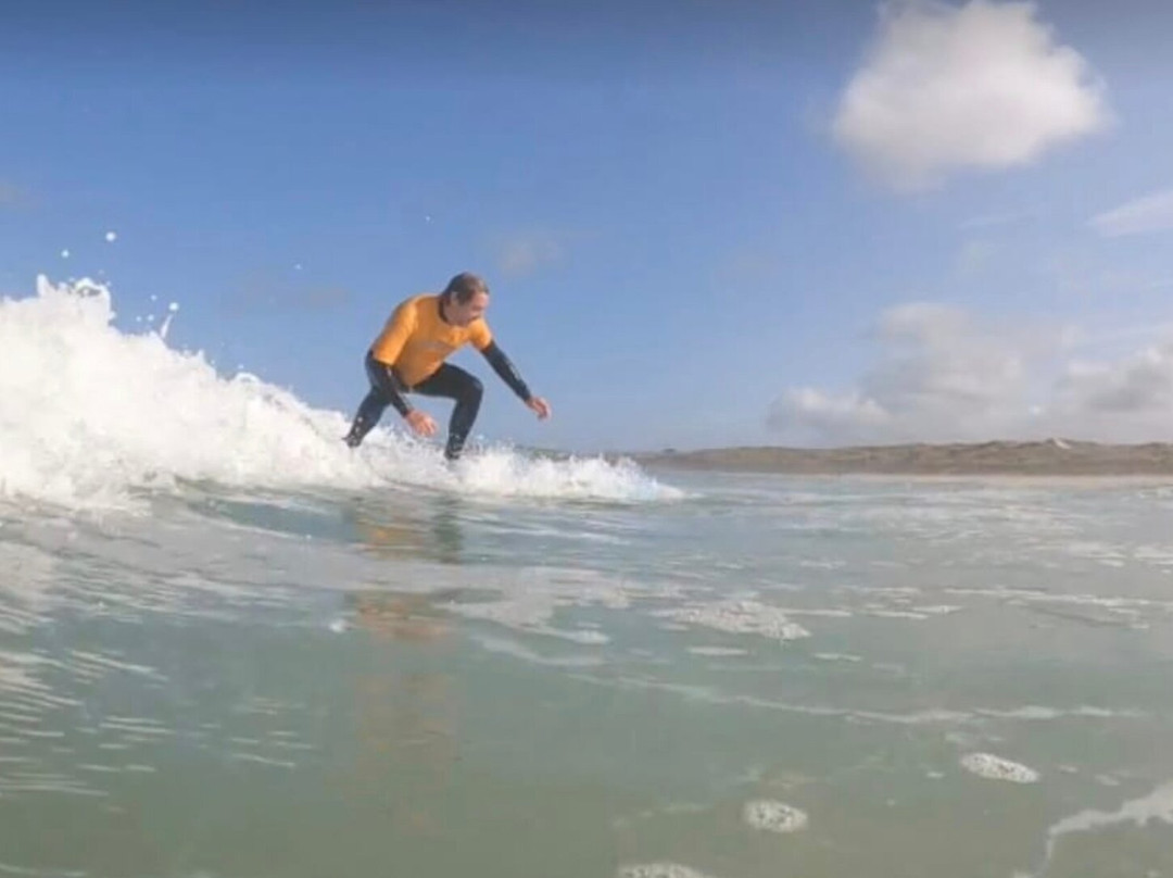 Shore Surf School-Hayle必去景点