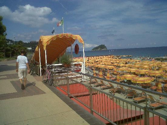 Spiaggia Torino Palace-斯波托尔诺必去景点