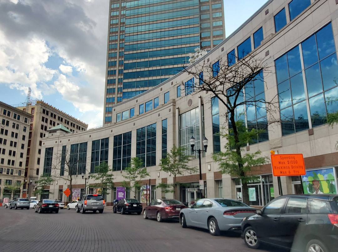 Monument Circle-印第安纳波利斯必去景点