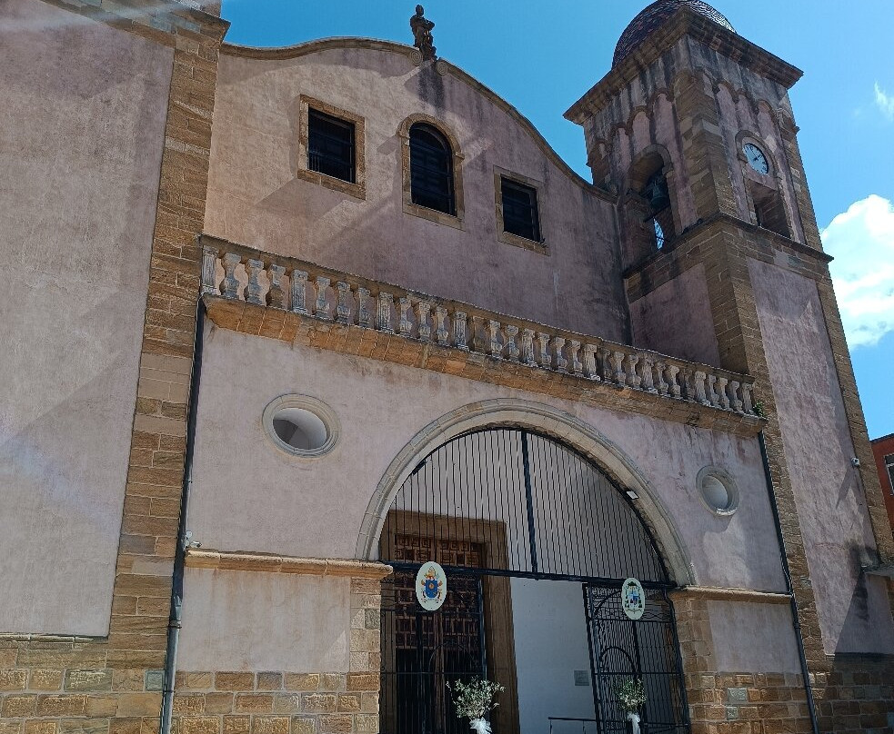 Cattedrale dei Santi Pietro e Paolo-Ales必去景点