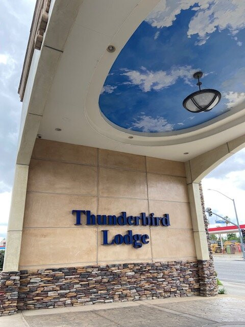 Thunderbird Lodge主图