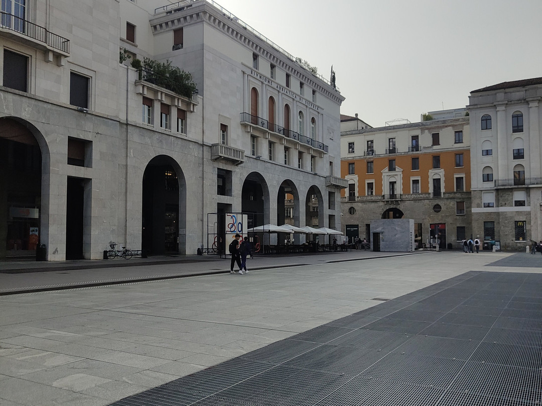 Piazza della Vittoria景点图片