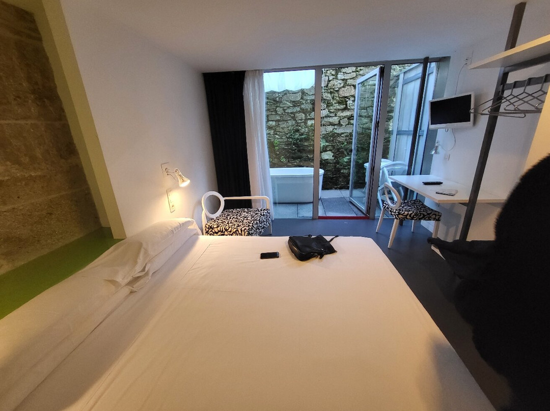 Moure Hotel主图