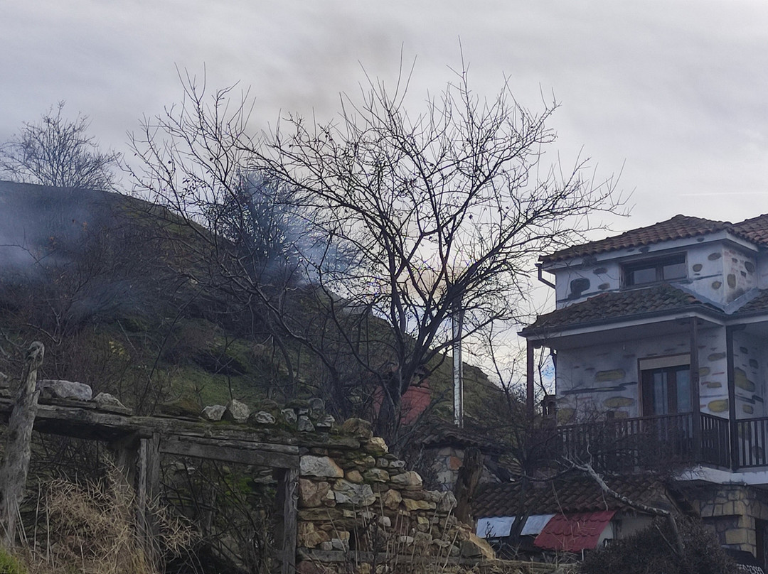 Agios Achillios island景点图片