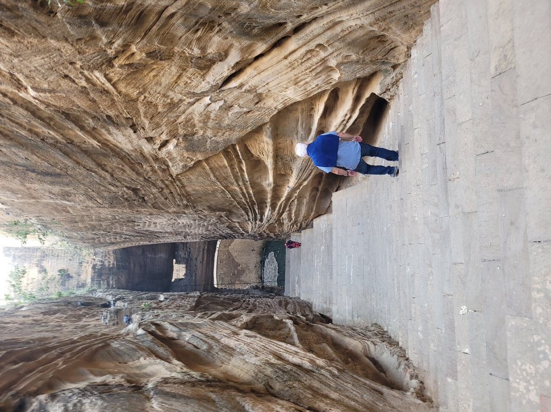 Adi Kadi Vav-居那加德必去景点