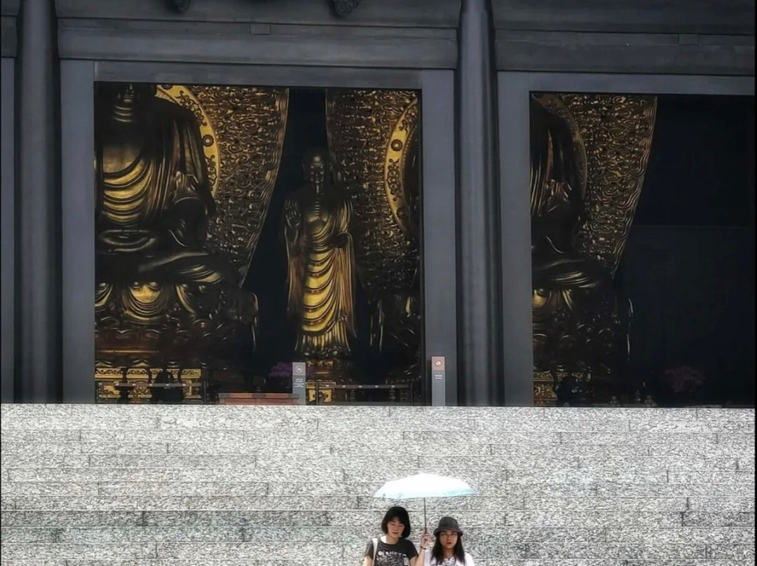 慈山寺-香港必去景点