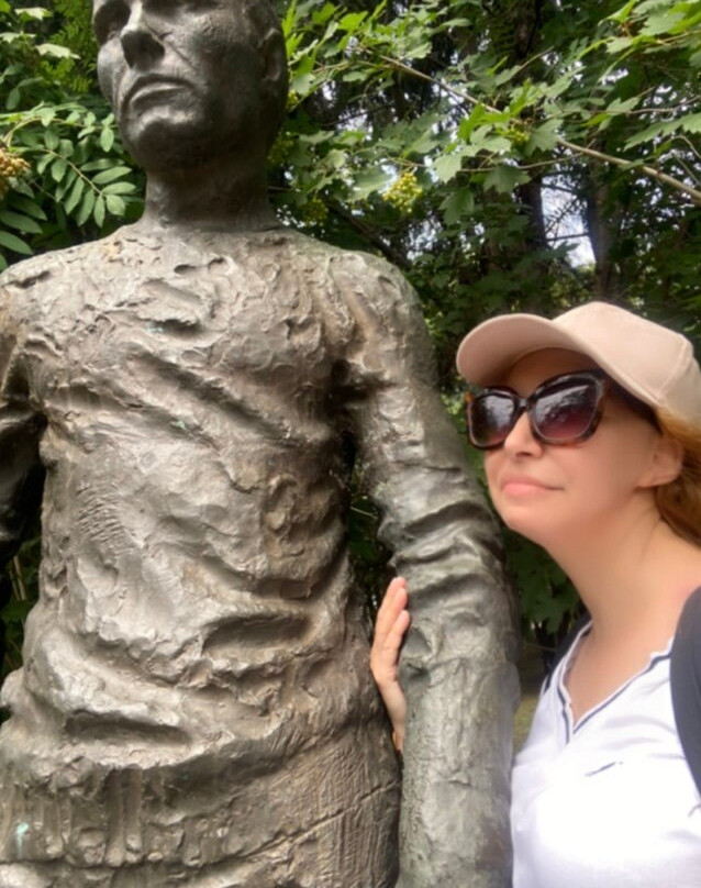 Monument to V. M. Shukshin景点图片