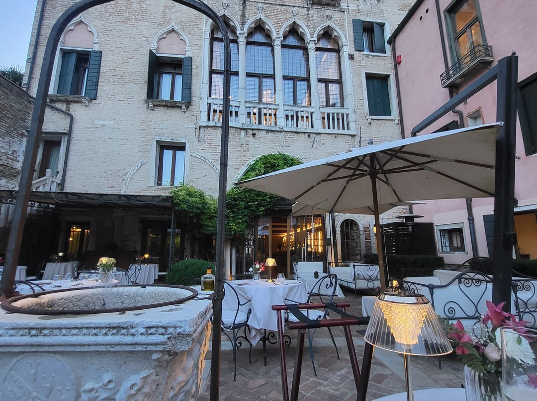 La Bauta Restaurant