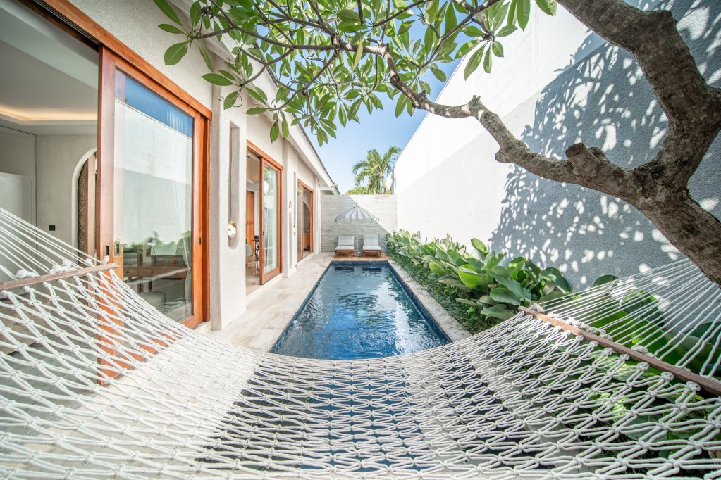 Astera Villa Seminyak by Ini Vie Hospitality-泳池