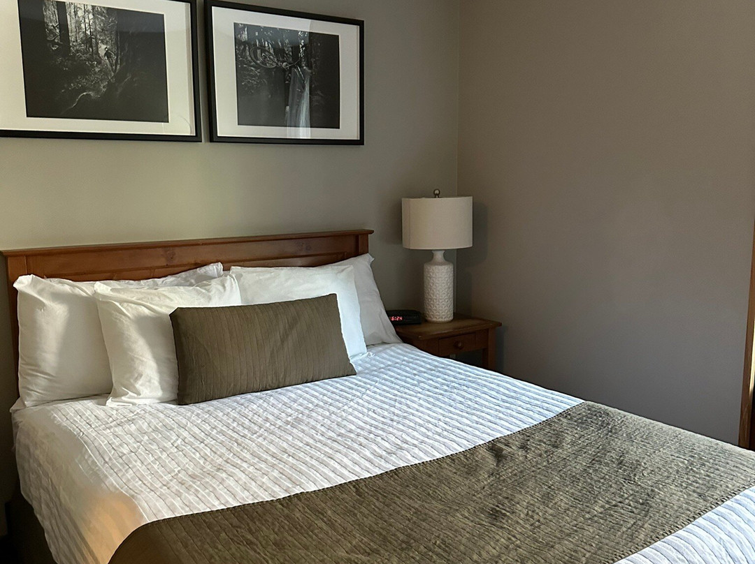 The Howe Sound Inn & Brewing Co.主图