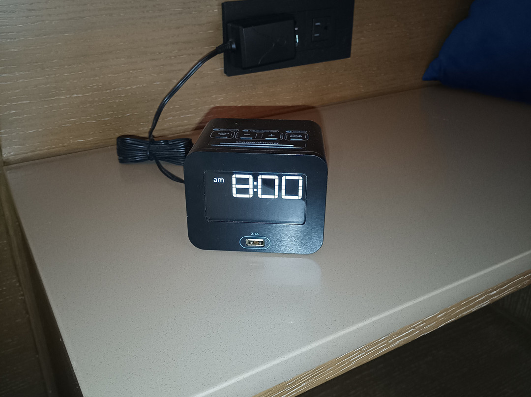 托伦斯希尔顿逸林酒店主图