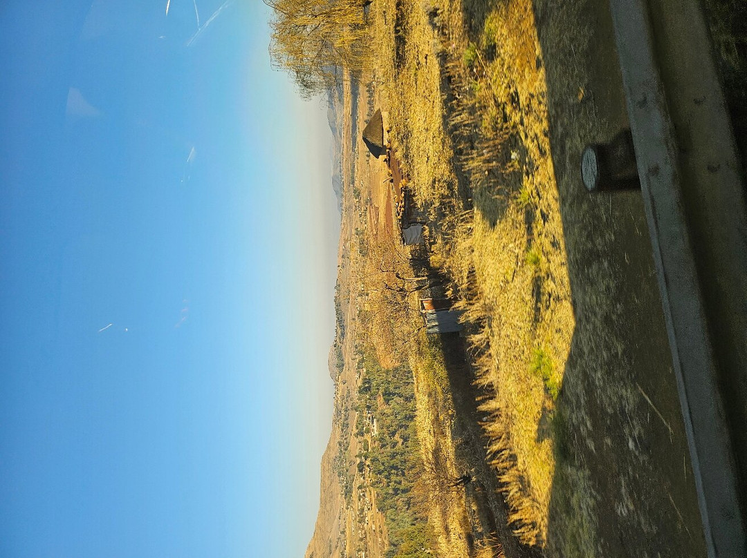 Maluti Tours-克拉伦斯必去景点