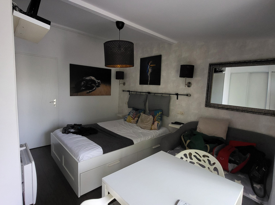 Le petit flo nuit insolite Moselle-Lorraine主图