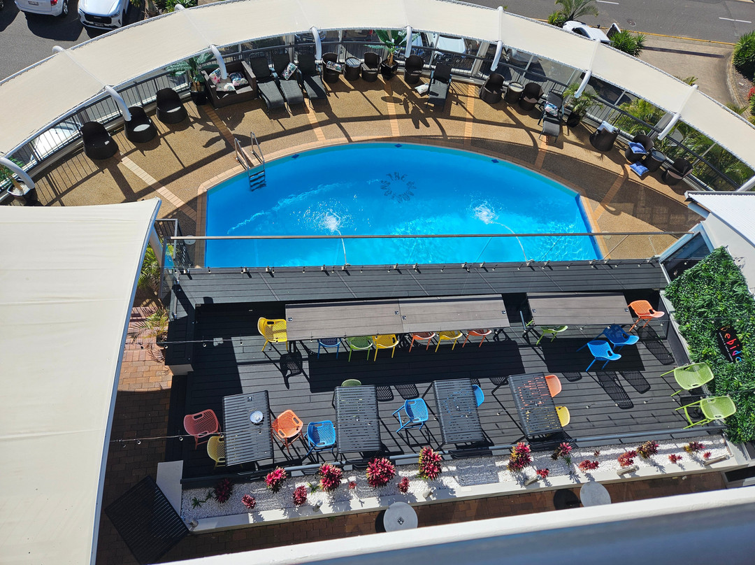 格莱斯顿里吉斯酒店主图