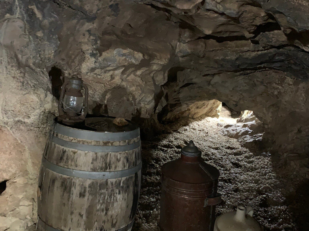 Black Hills Caverns-拉皮德城必去景点