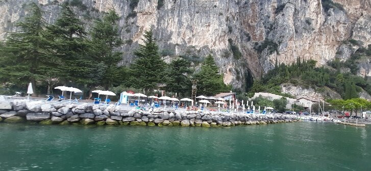 Spiaggia di Tignale景点图片