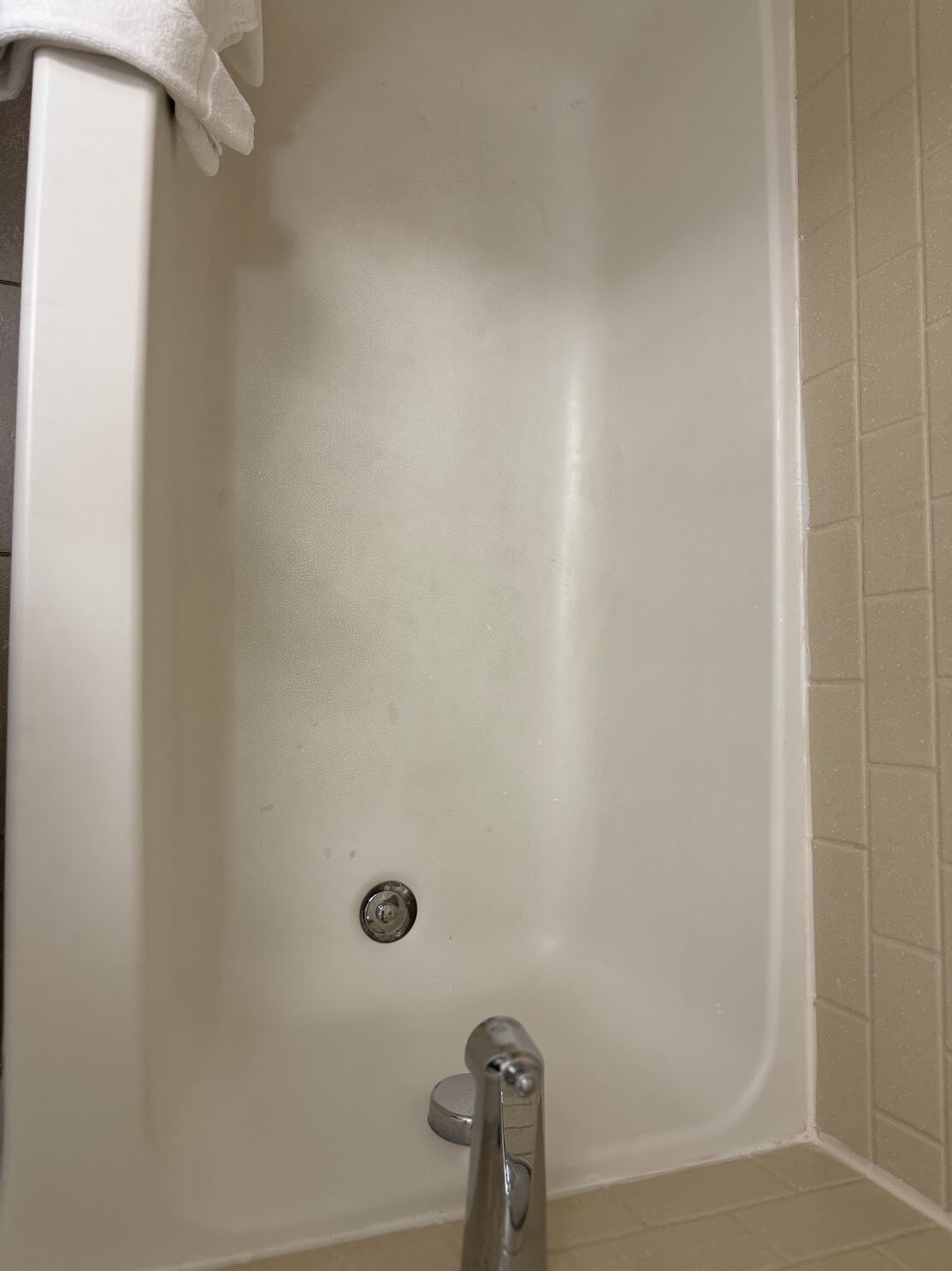 Sonesta Simply Suites Baltimore BWI Airport-浴室