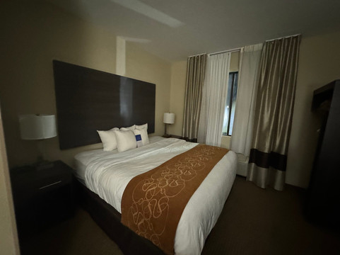 莫比尔舒适全套房酒店主图