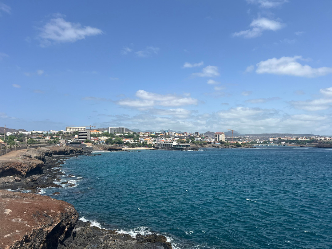 Farol de D. Maria Pia-培亚必去景点