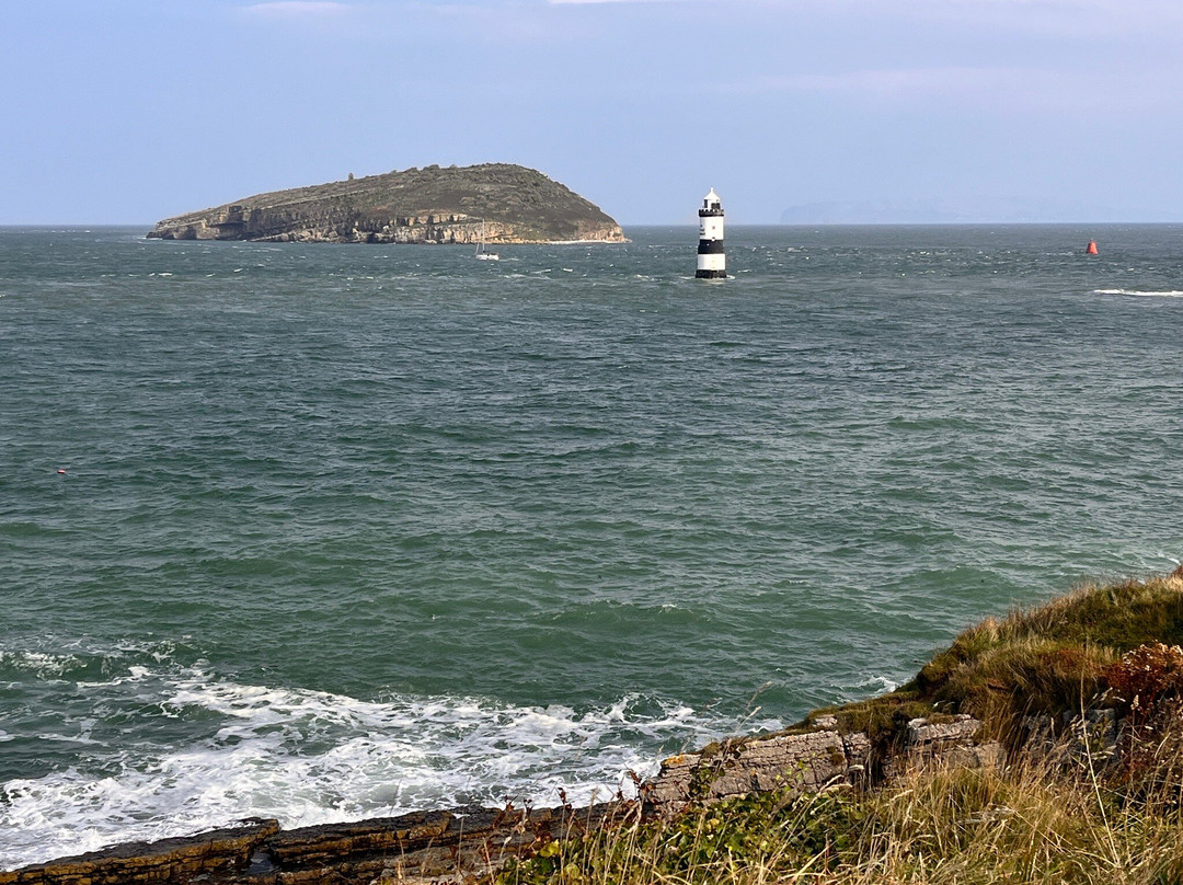 Penmon Priory景点图片