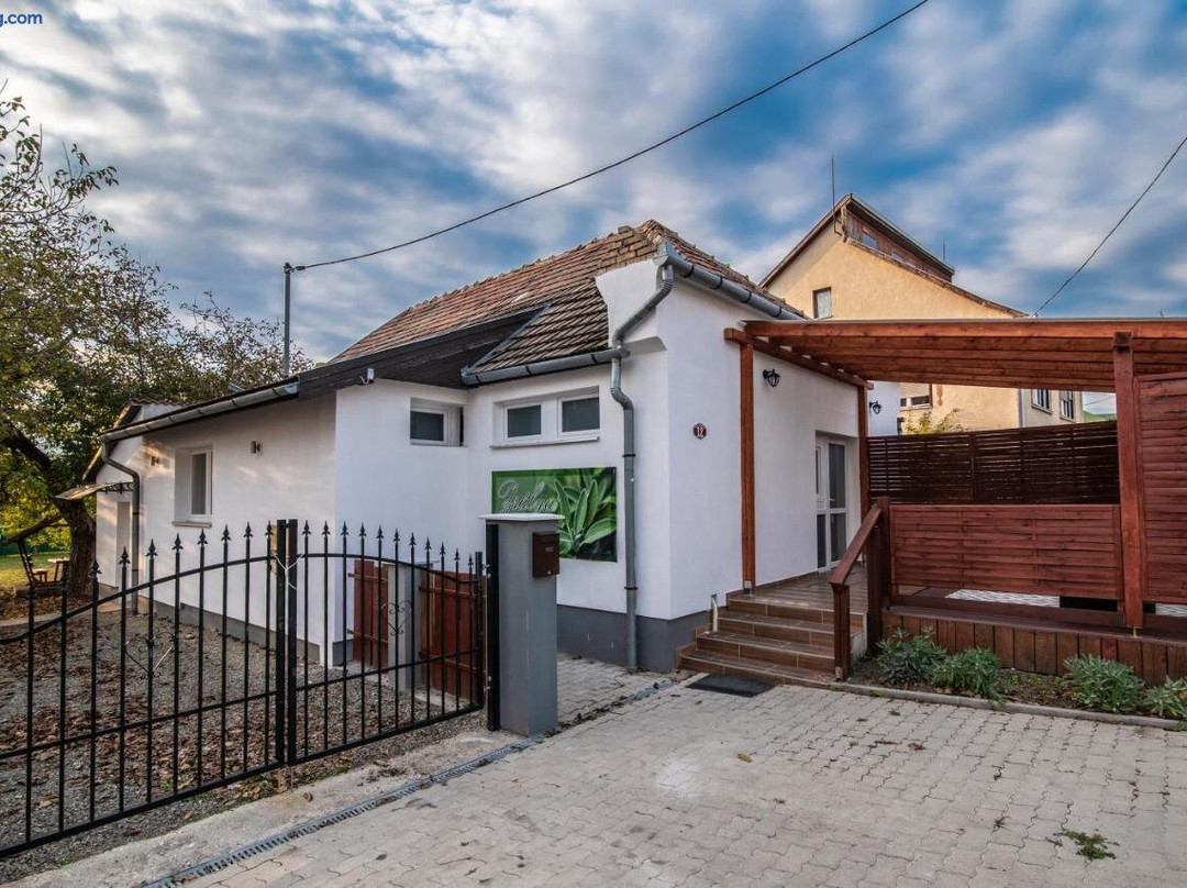 Zsálya Vendégház