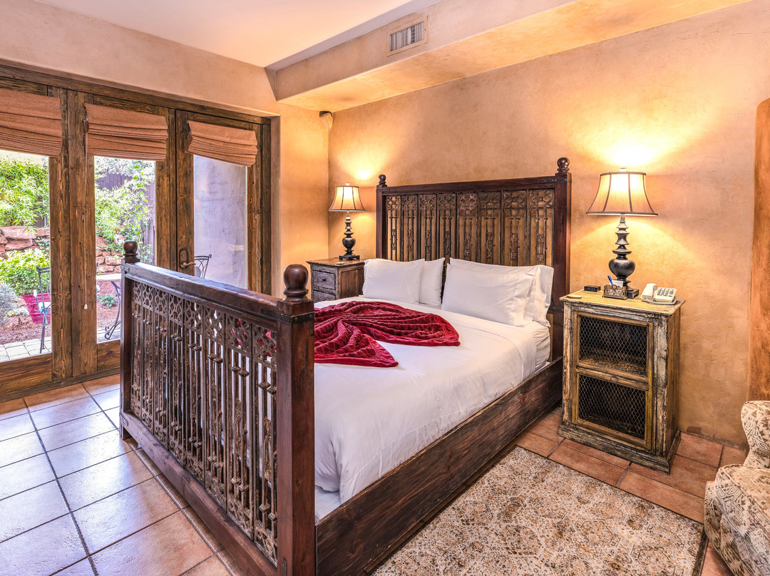 奥多比大别墅酒店主图