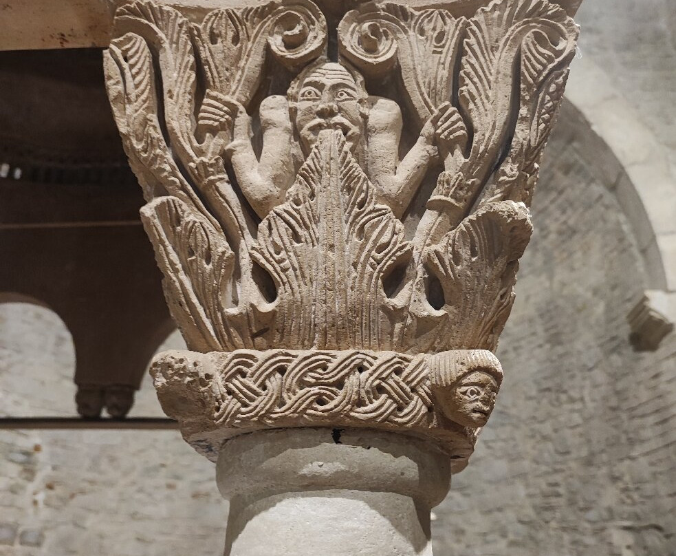 Chiesa San Clemente Al Vomano景点图片