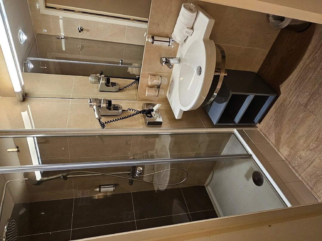 Relais des Trois Chateaux Hotel主图