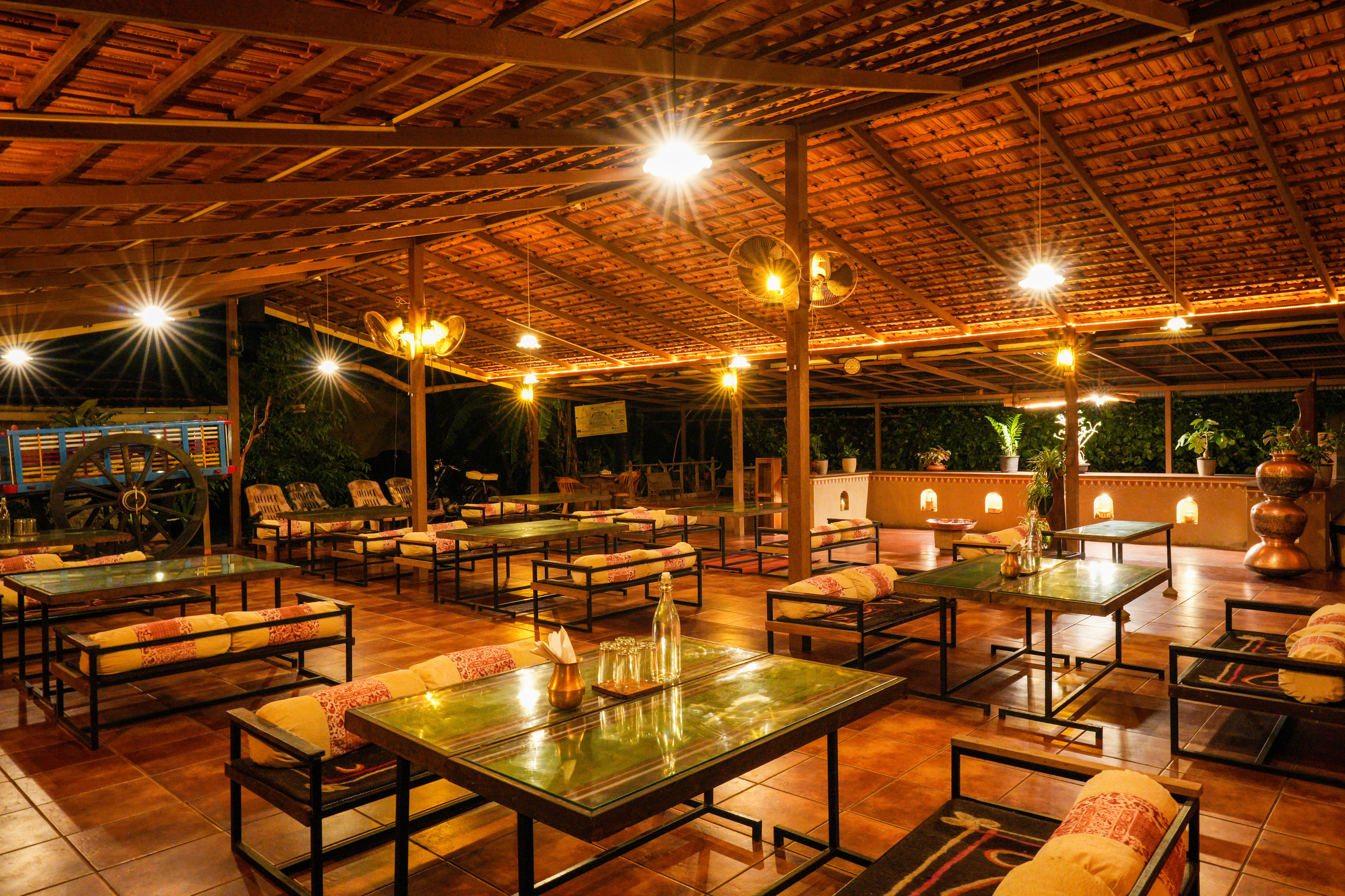 Nisarg Resort-餐饮