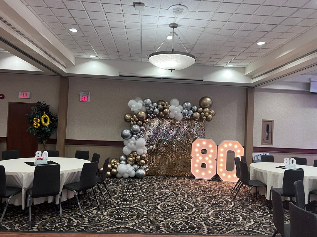 Victoria Inn Hotel & Convention Centre主图