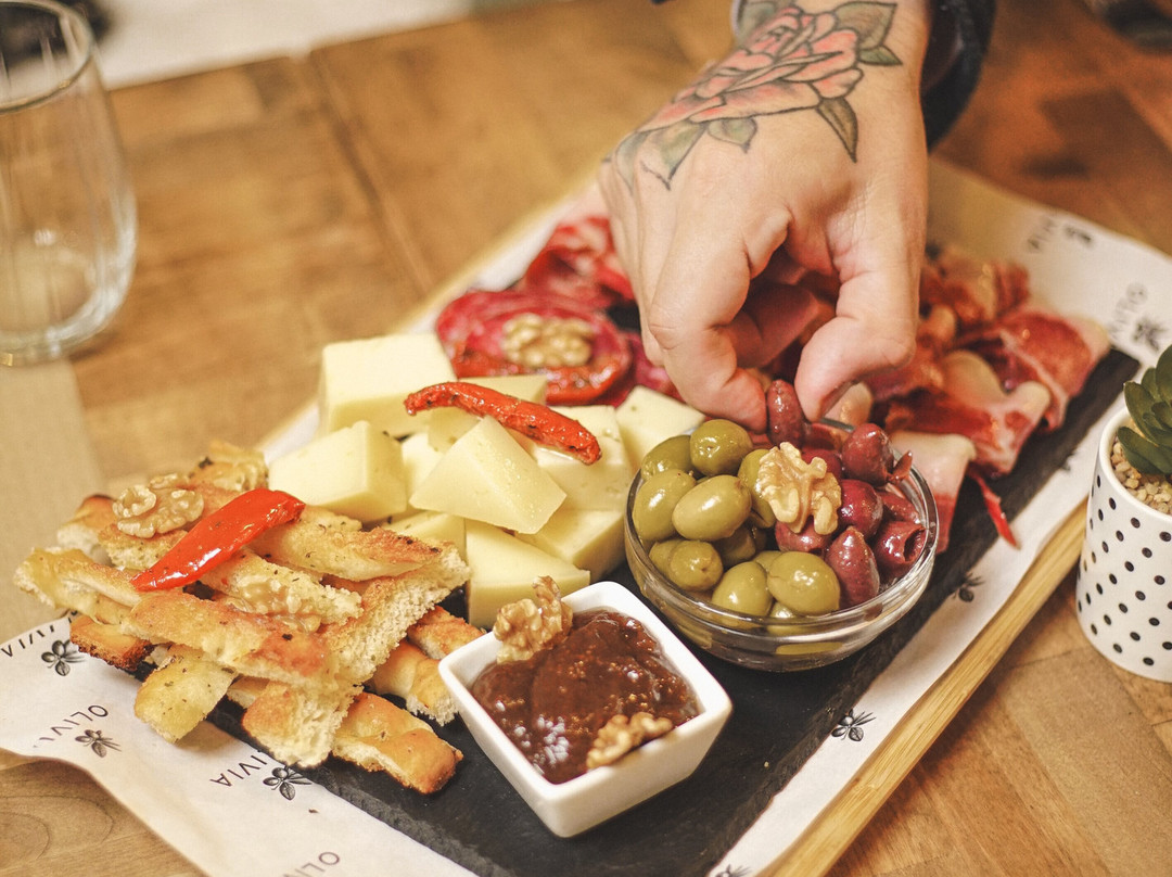 Olivia Bistró主图