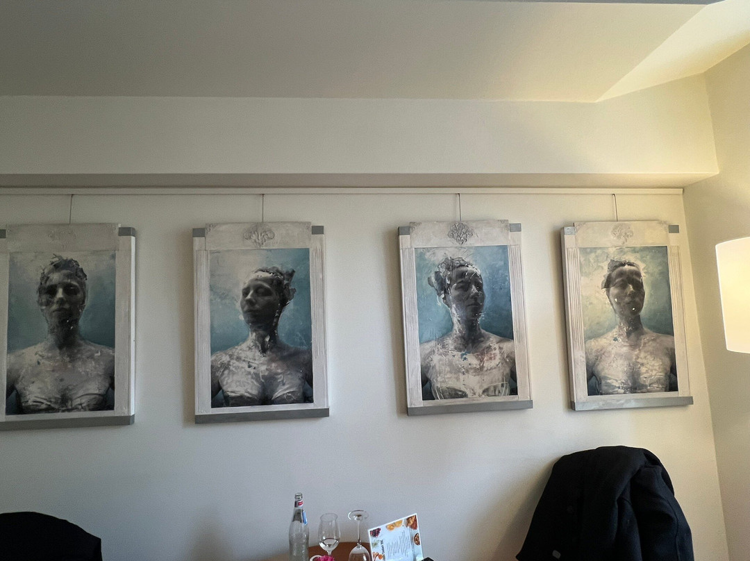 卢森堡高瑞斯集团主图