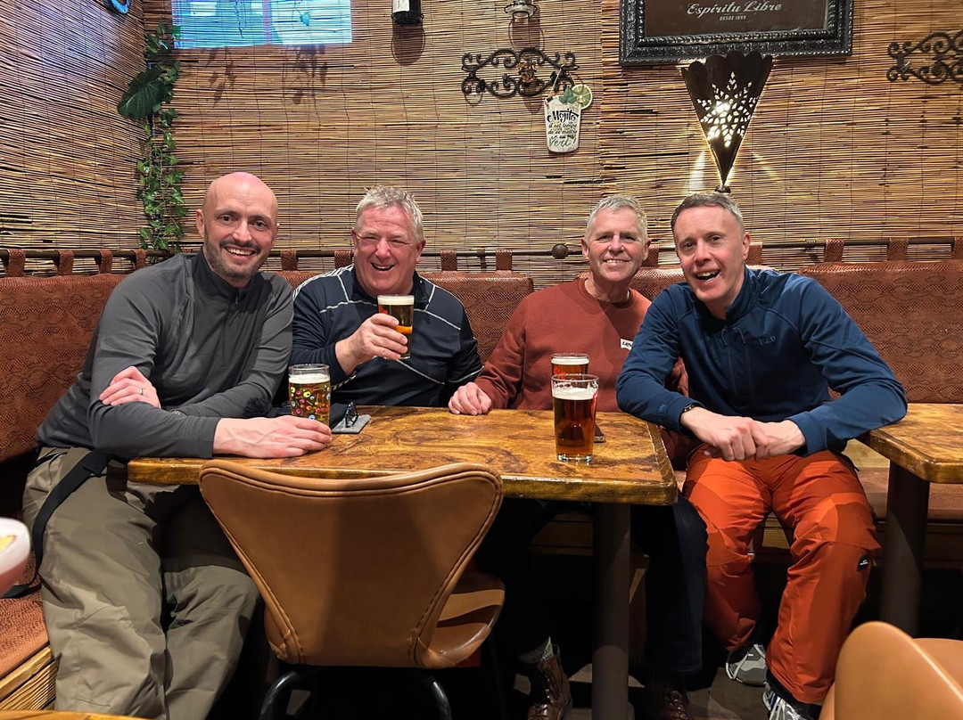 Hotel du Bourg主图