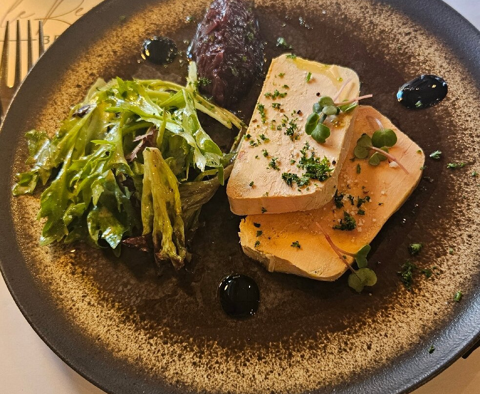 郎巴特酒店主图