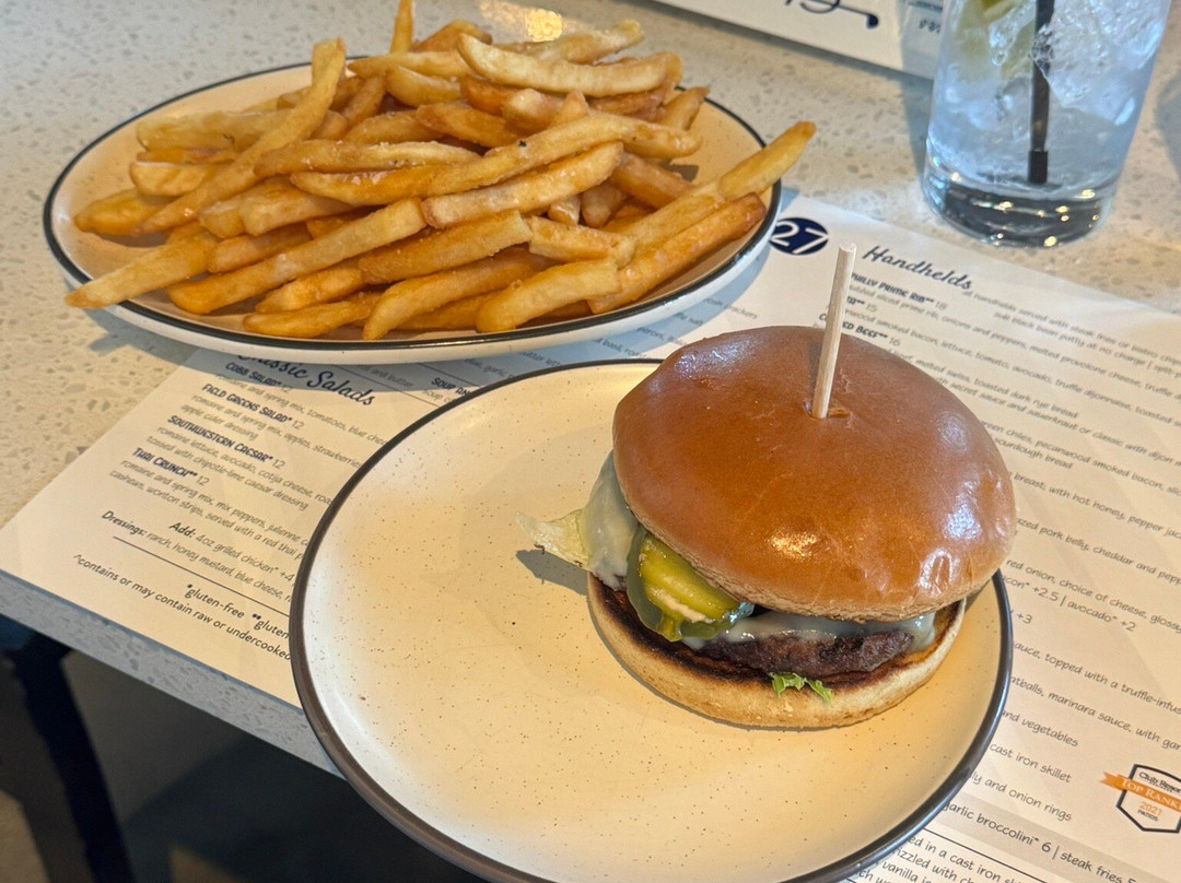 Drury Inn & Suites St. Louis Southwest主图