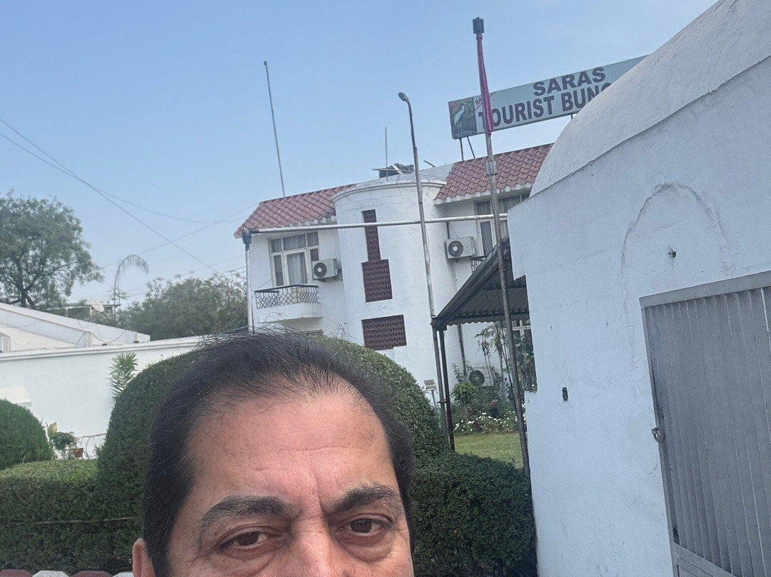 Saras Hotet Raebareli