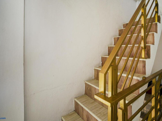 Oyo 90645 Karisma Residence