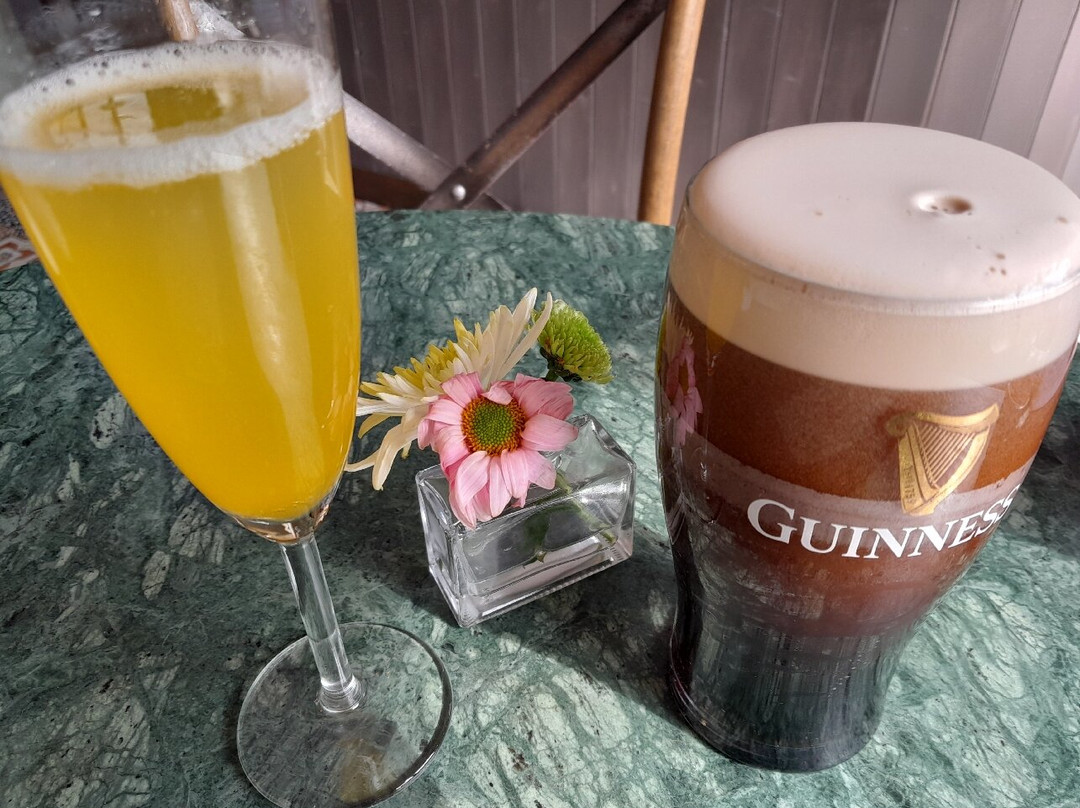 Voisin Cafe Bar And Bistro