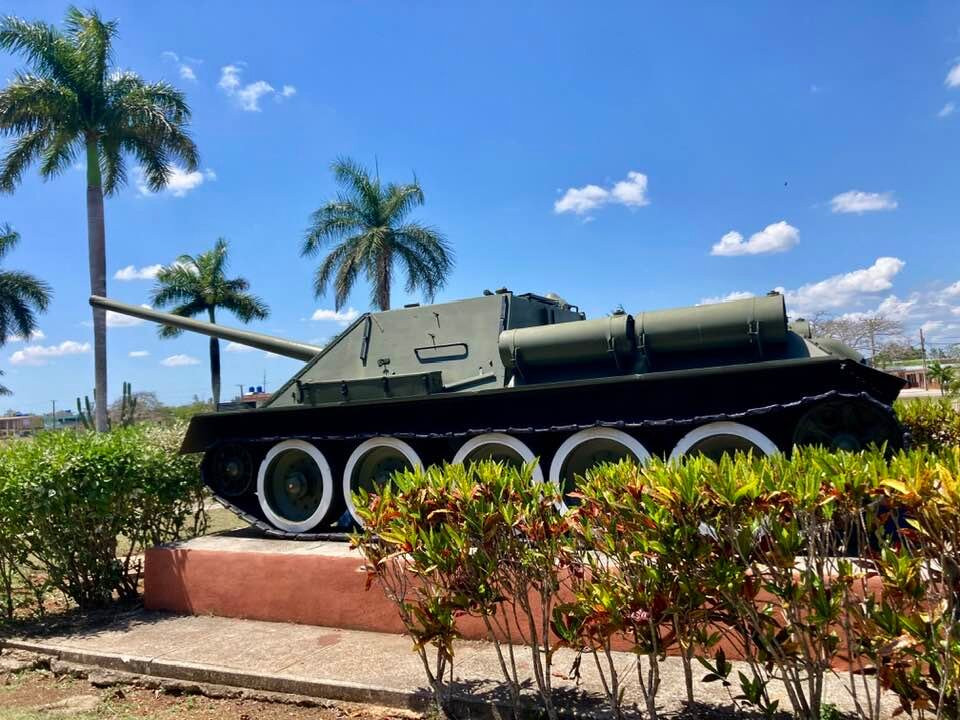 Cuban Classic Car Tours by Eddy景点图片