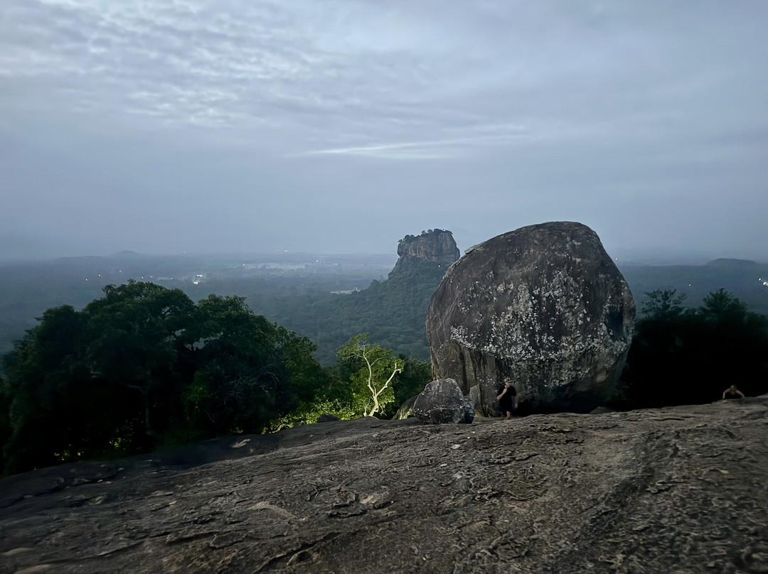 Tours and Transportation in Sri Lanka-康提必去景点
