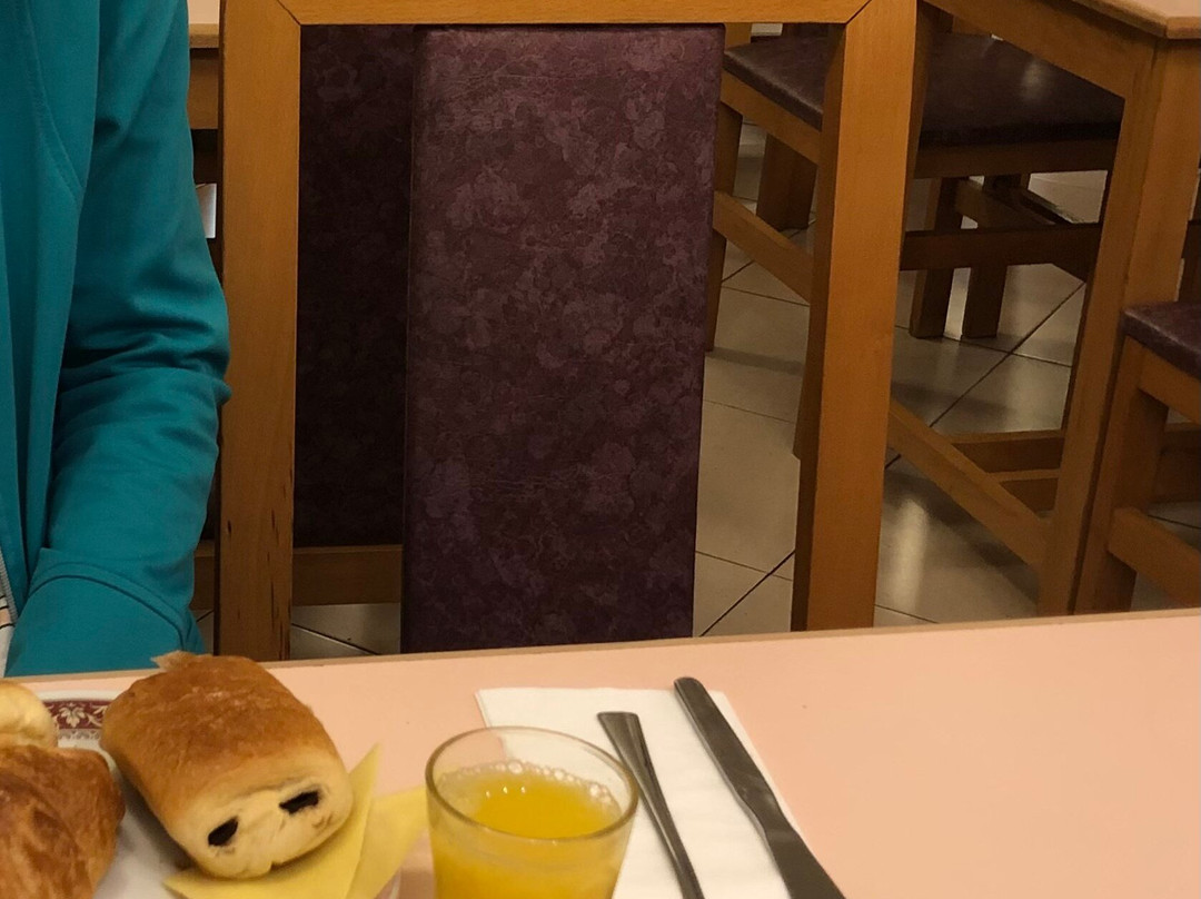 内兰酒店主图