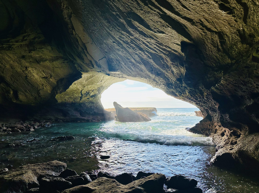 Waenhuiskrans Caves-Arniston必去景点