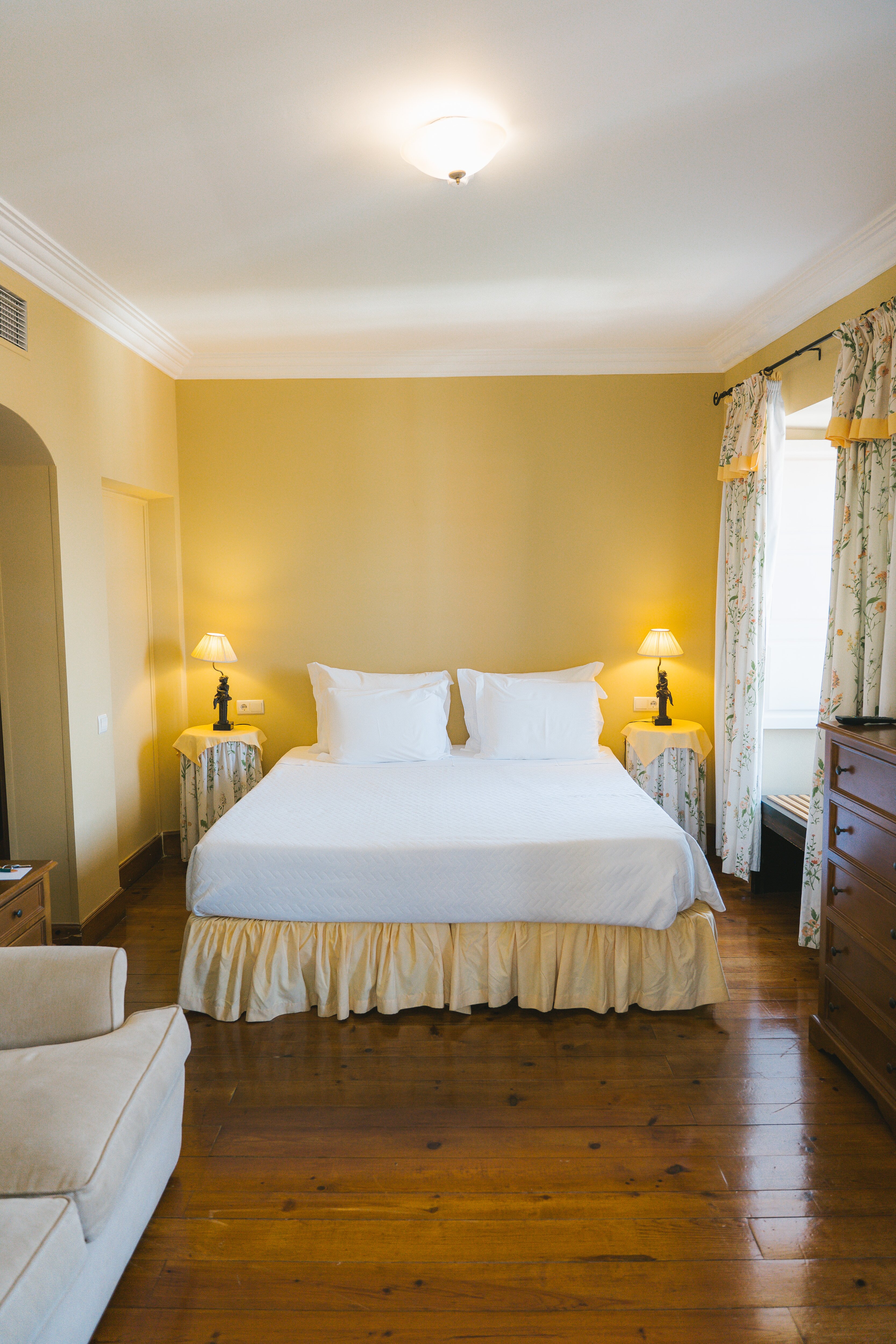 Lawrence's Hotel-官方