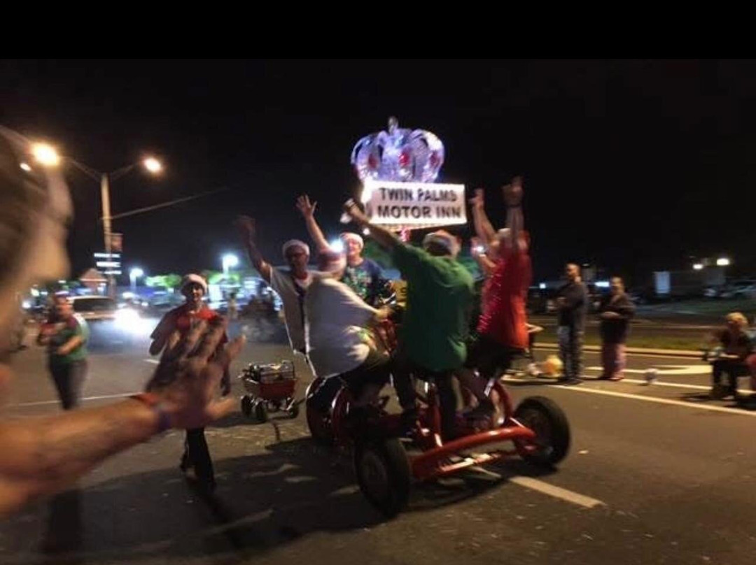 Twin Palms Motel主图