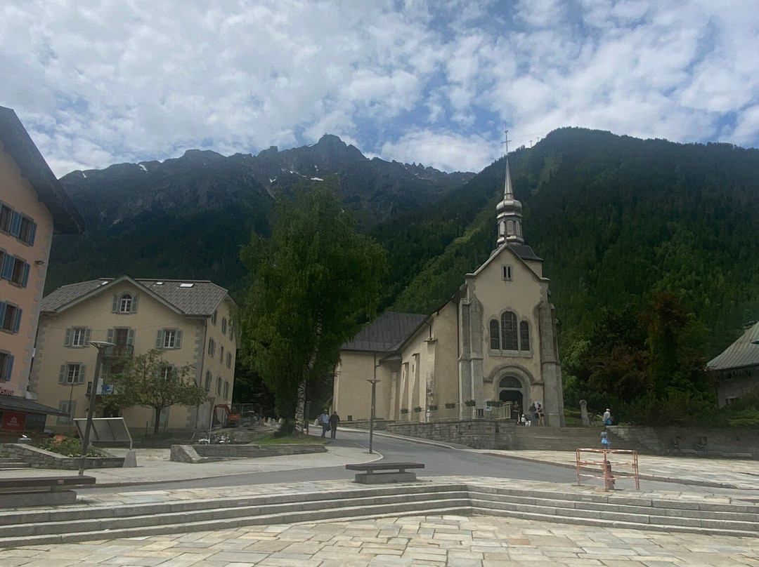 Eglise Saint Michel-霞慕尼必去景点