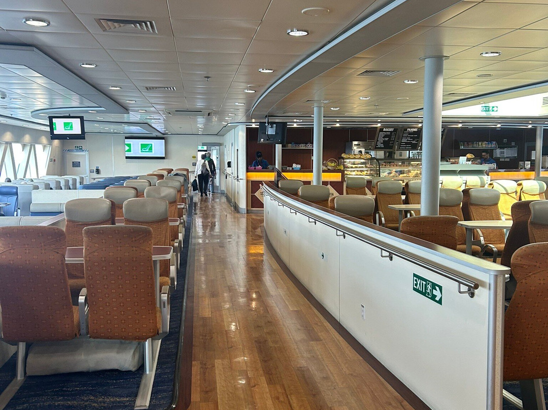 The CAT Ferry-巴港必去景点