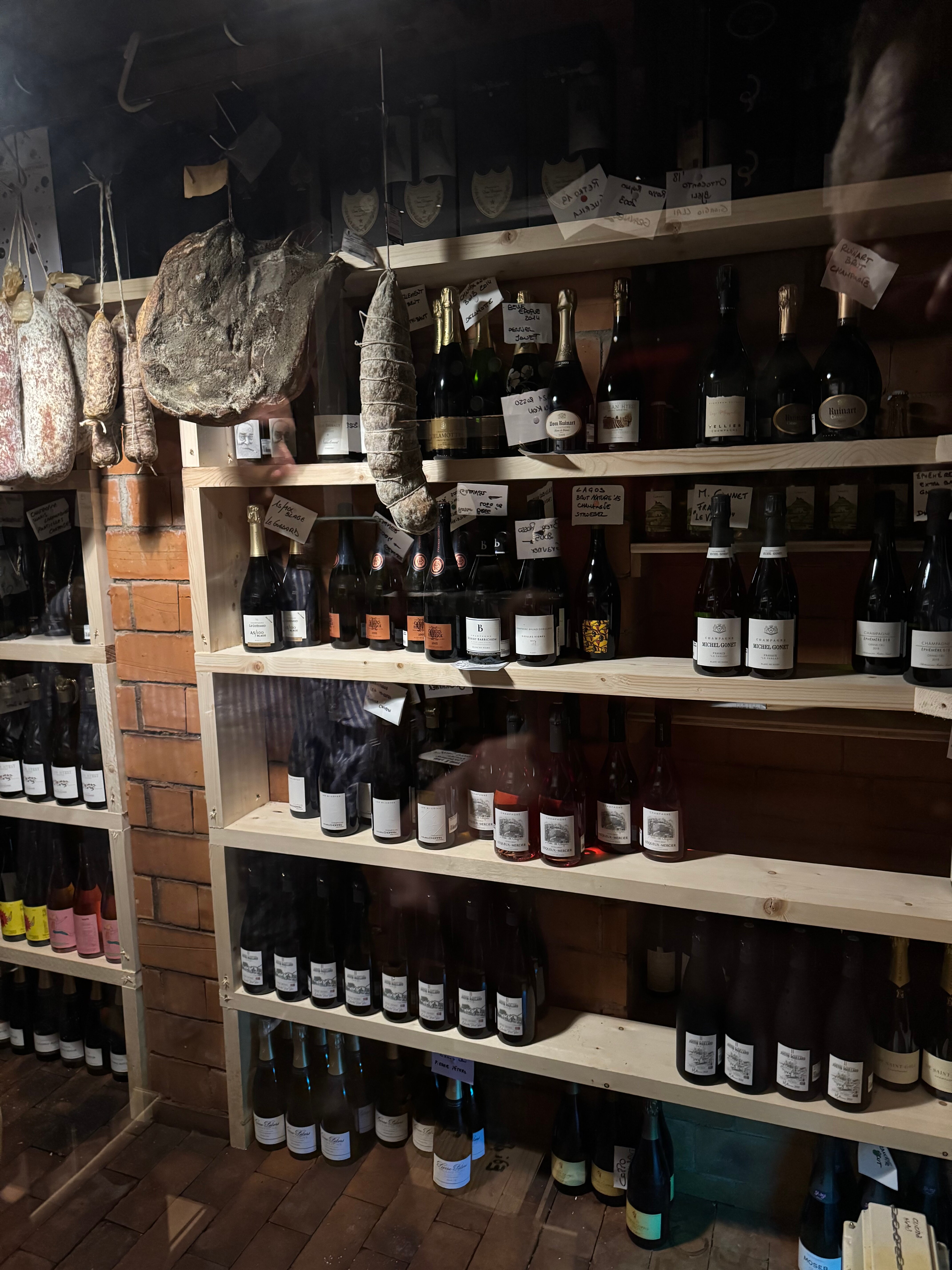 赛萨乐瑞酒店-官方