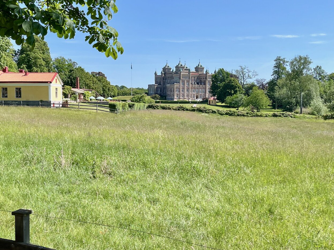 Stora Sundby Slott-Alberga必去景点