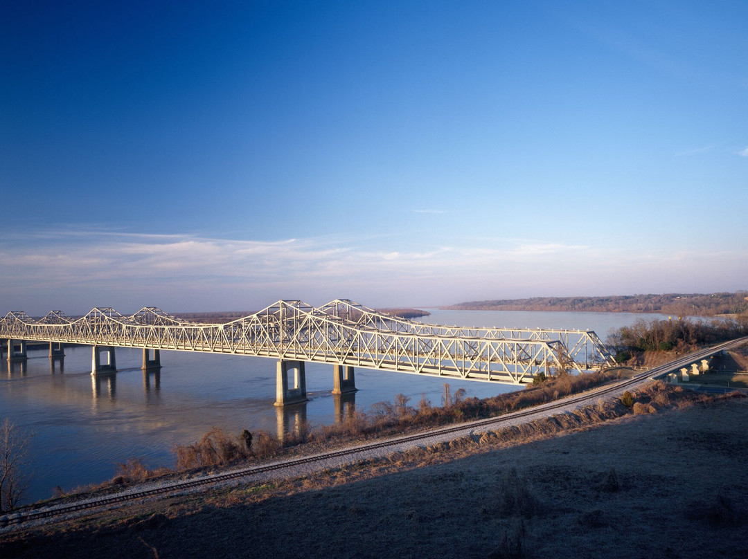 The Bridges Hotel主图