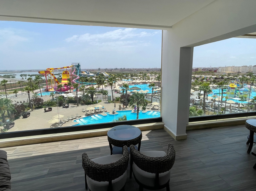 Waves Aquapark-Kenitra必去景点